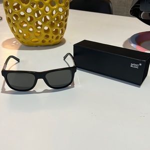 Montblanc Sunglasses MB 654S 02A